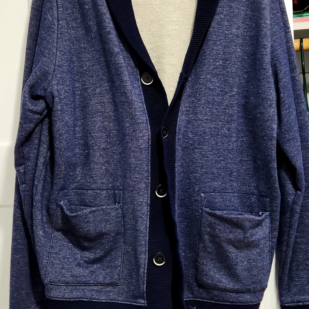 Sweater - Picture 1 of 8